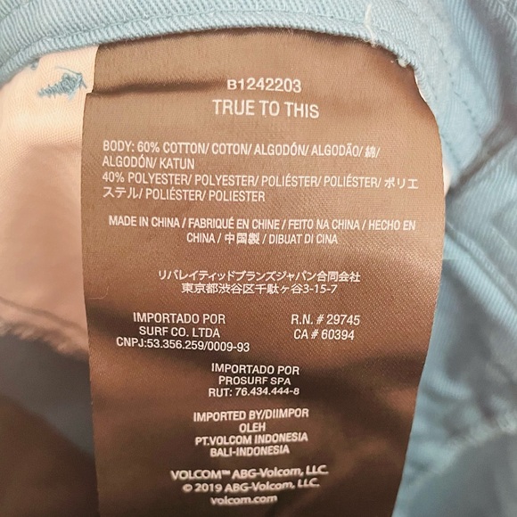 Volcom pants (multiple sizes) - Picture 12 of 15